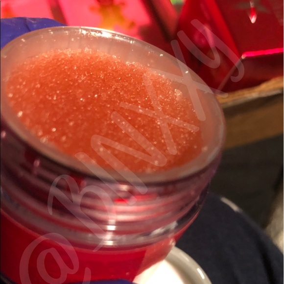 Jeffree Star Cherry Soda Velour Lip Scrub 💋 - Picture 12 of 14